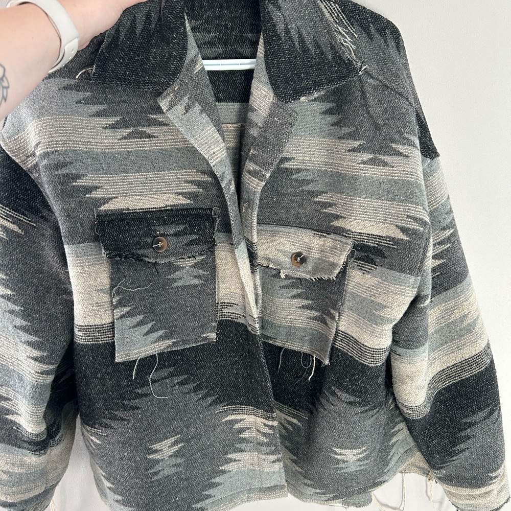 Stylish Gray and Black Patterned Jacket
